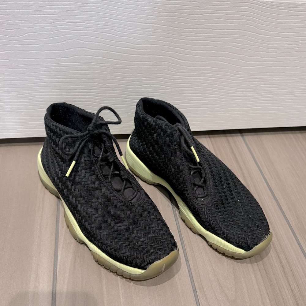 Youth Jordan Future